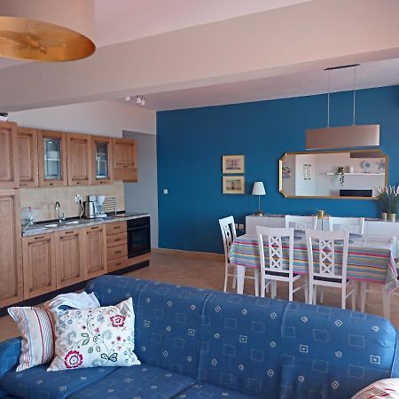Navy Blue Apartment Nea Skioni Ngoại thất bức ảnh