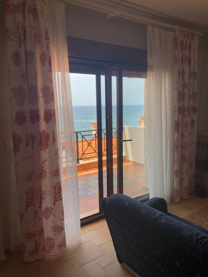 Navy Blue Apartment Nea Skioni Ngoại thất bức ảnh