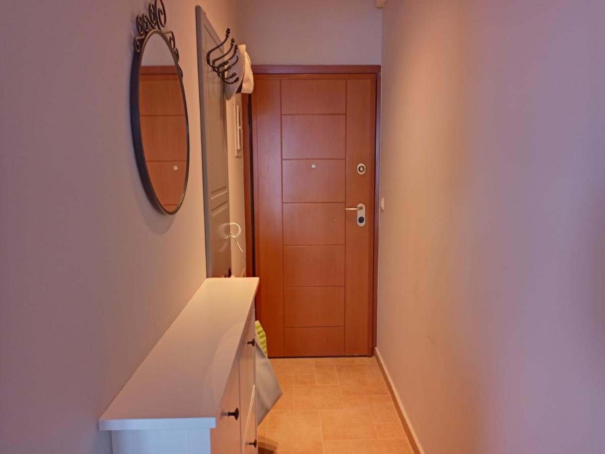 Navy Blue Apartment Nea Skioni Ngoại thất bức ảnh