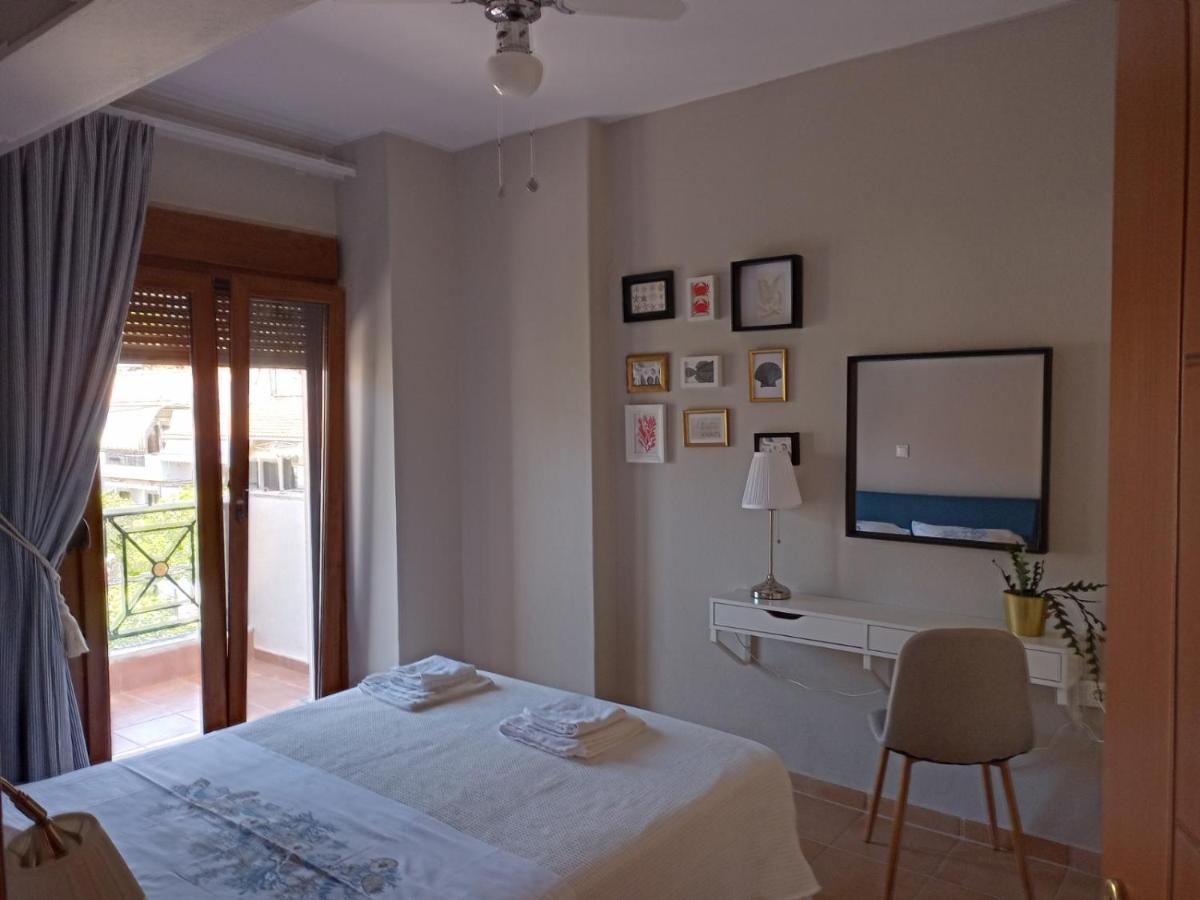Navy Blue Apartment Nea Skioni Ngoại thất bức ảnh